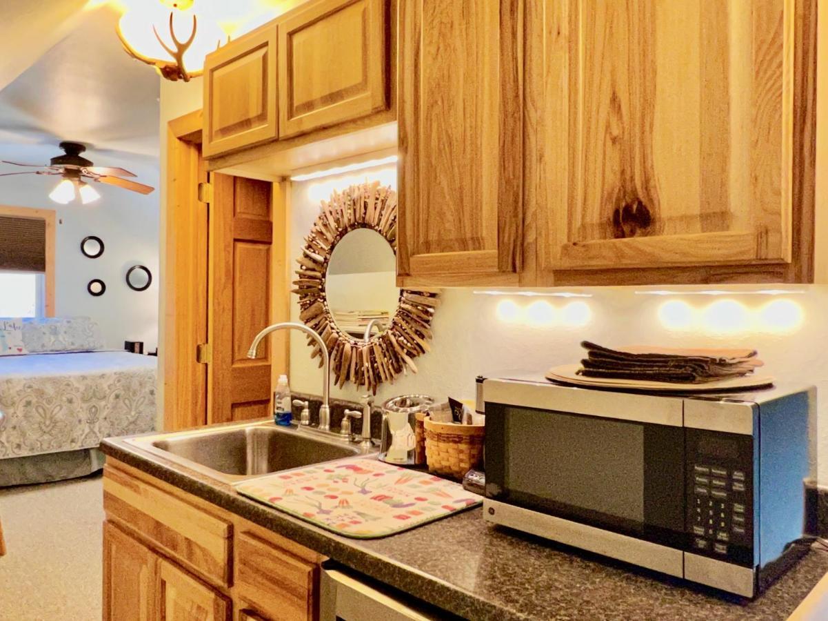 The Torch Lake Bed And Breakfast Central Lake Exterior foto