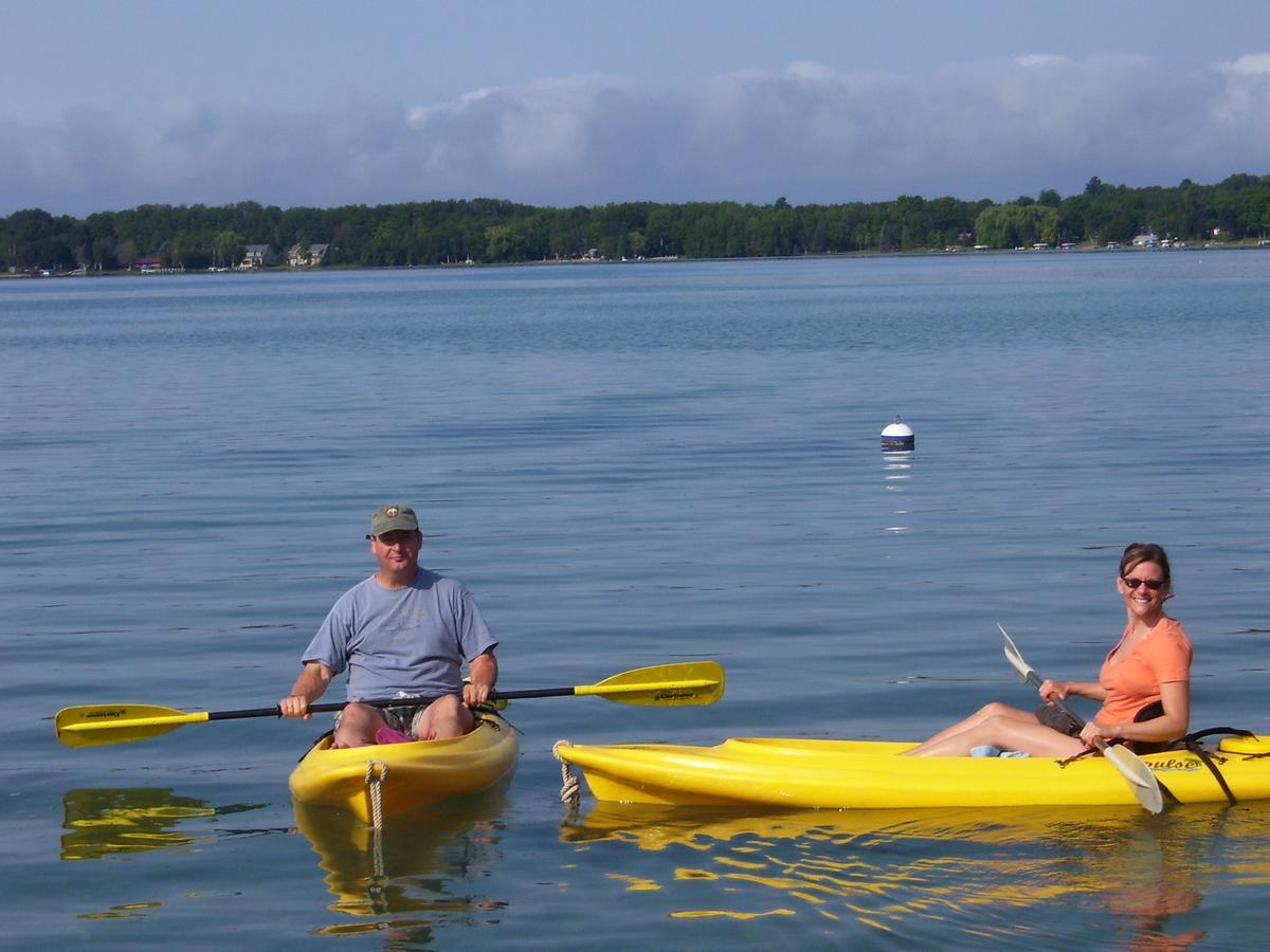 The Torch Lake Bed And Breakfast Central Lake Exterior foto
