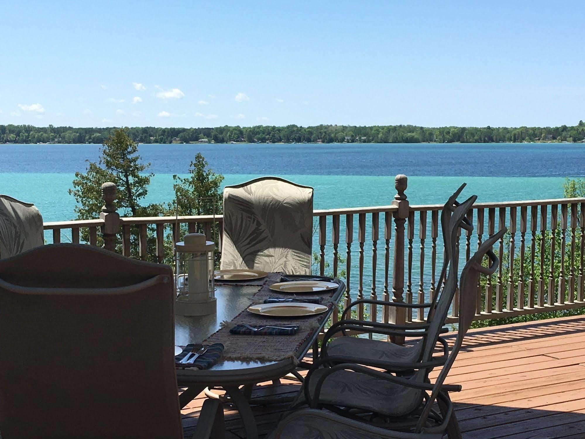 The Torch Lake Bed And Breakfast Central Lake Exterior foto